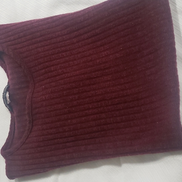 Top - Picture 6 of 7